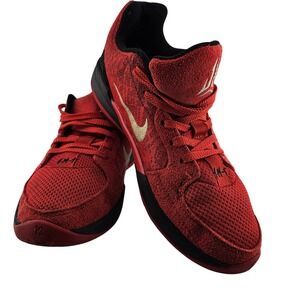 Nike Team Hustle D 8 GS Basketball Shoes Red Gold Size 5.5Y 1B7249-600 EUC